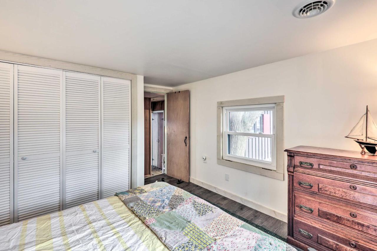 Henderson Harbor Cottage With Lake Access! Sackets Harbor Exterior foto