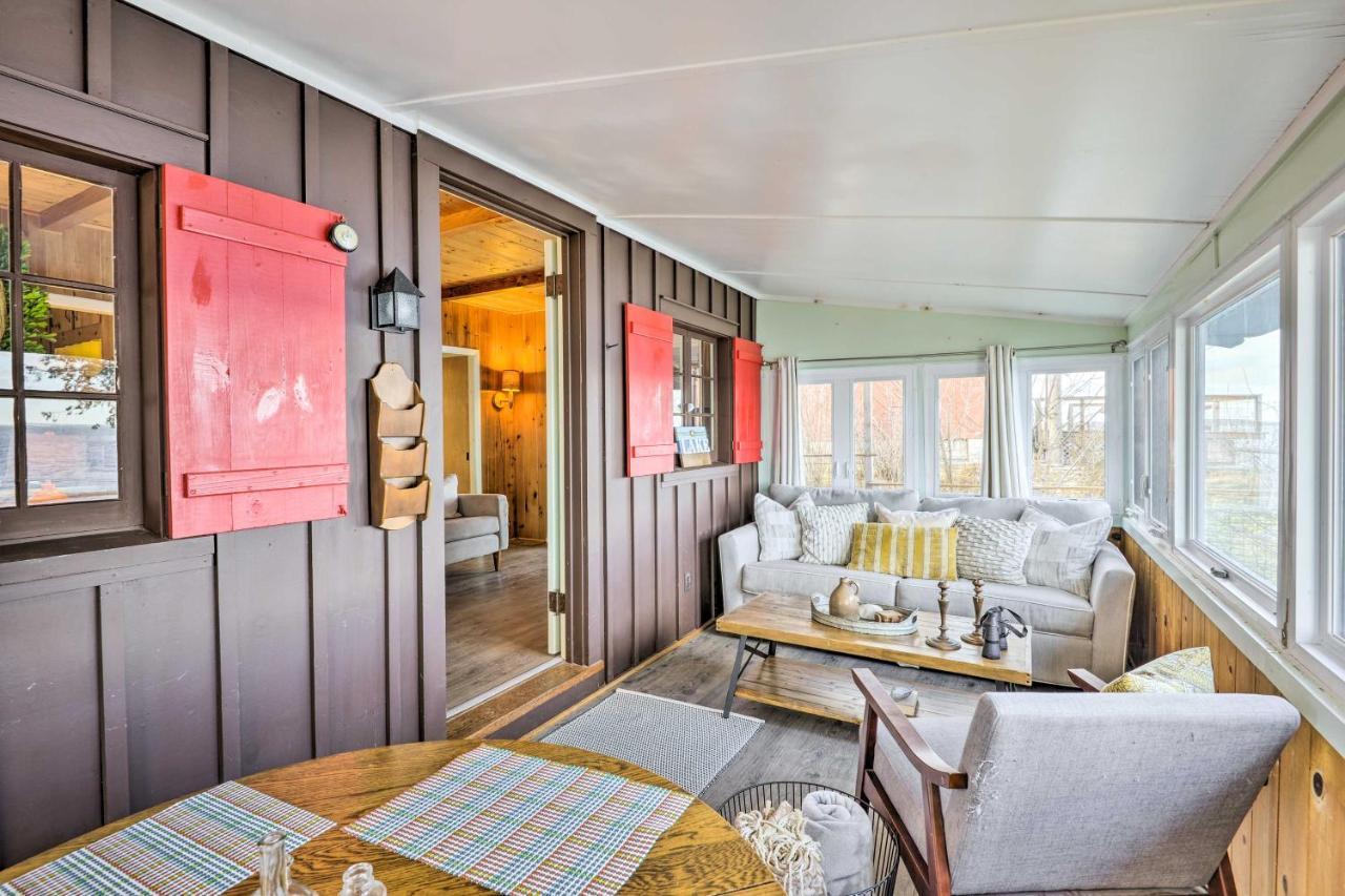 Henderson Harbor Cottage With Lake Access! Sackets Harbor Exterior foto