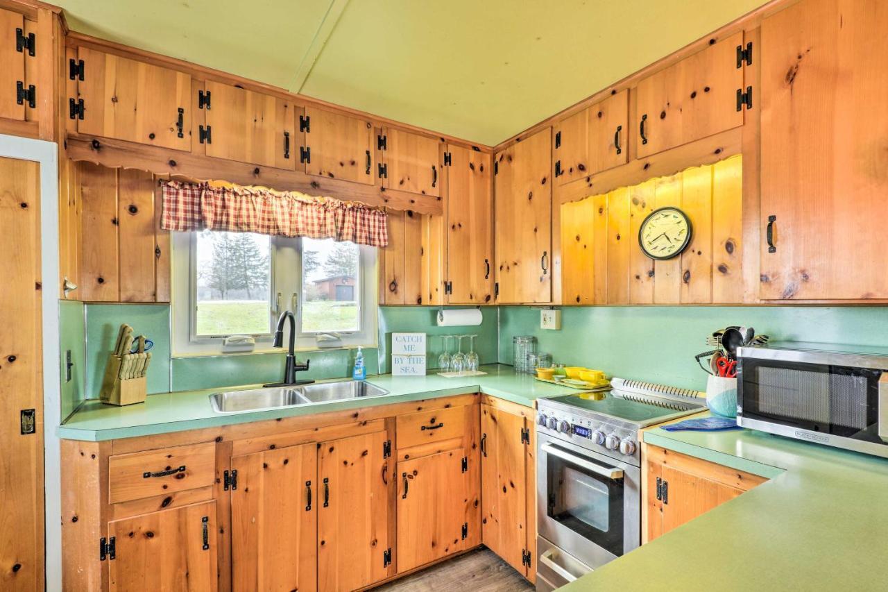 Henderson Harbor Cottage With Lake Access! Sackets Harbor Exterior foto