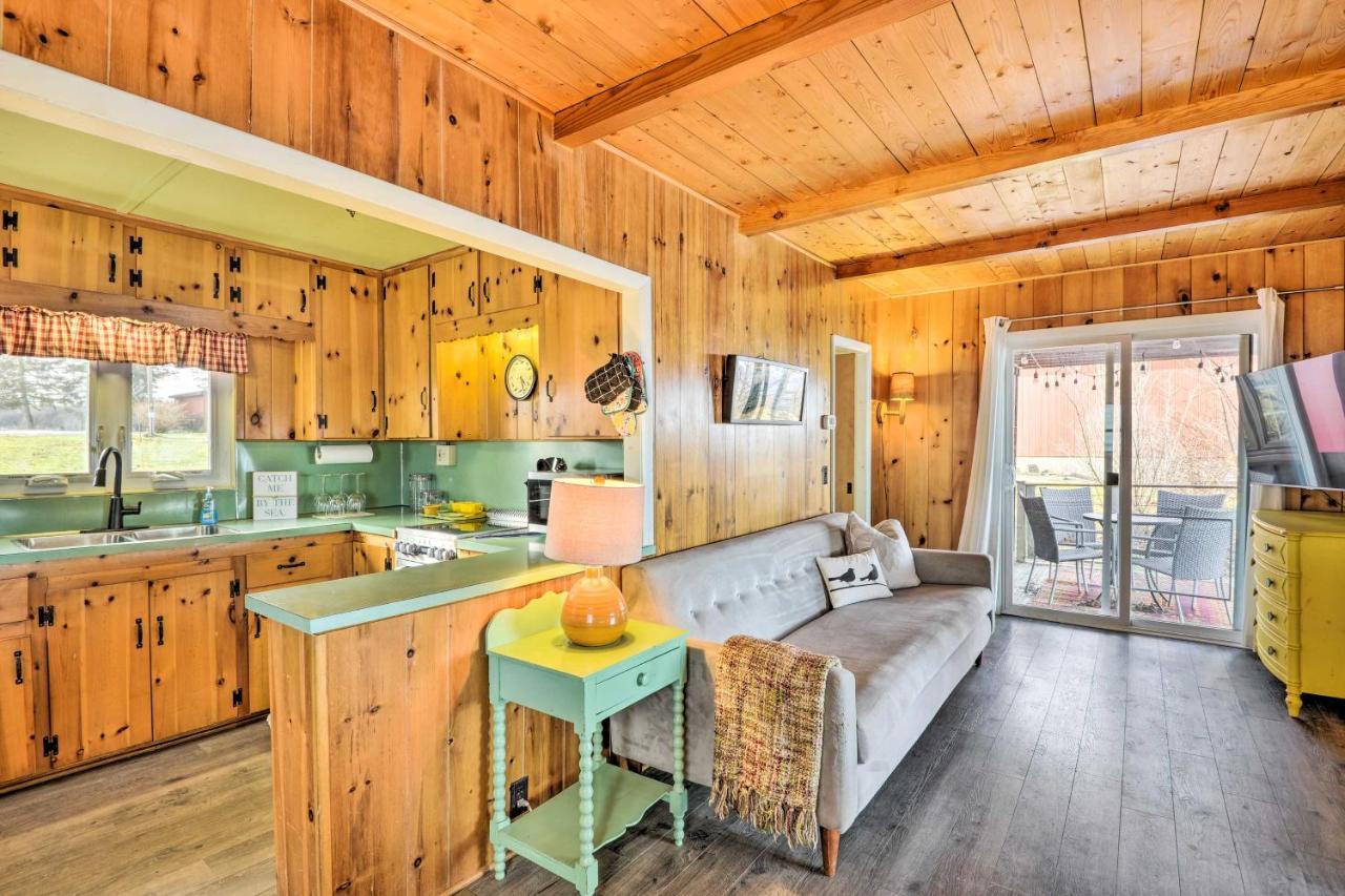 Henderson Harbor Cottage With Lake Access! Sackets Harbor Exterior foto